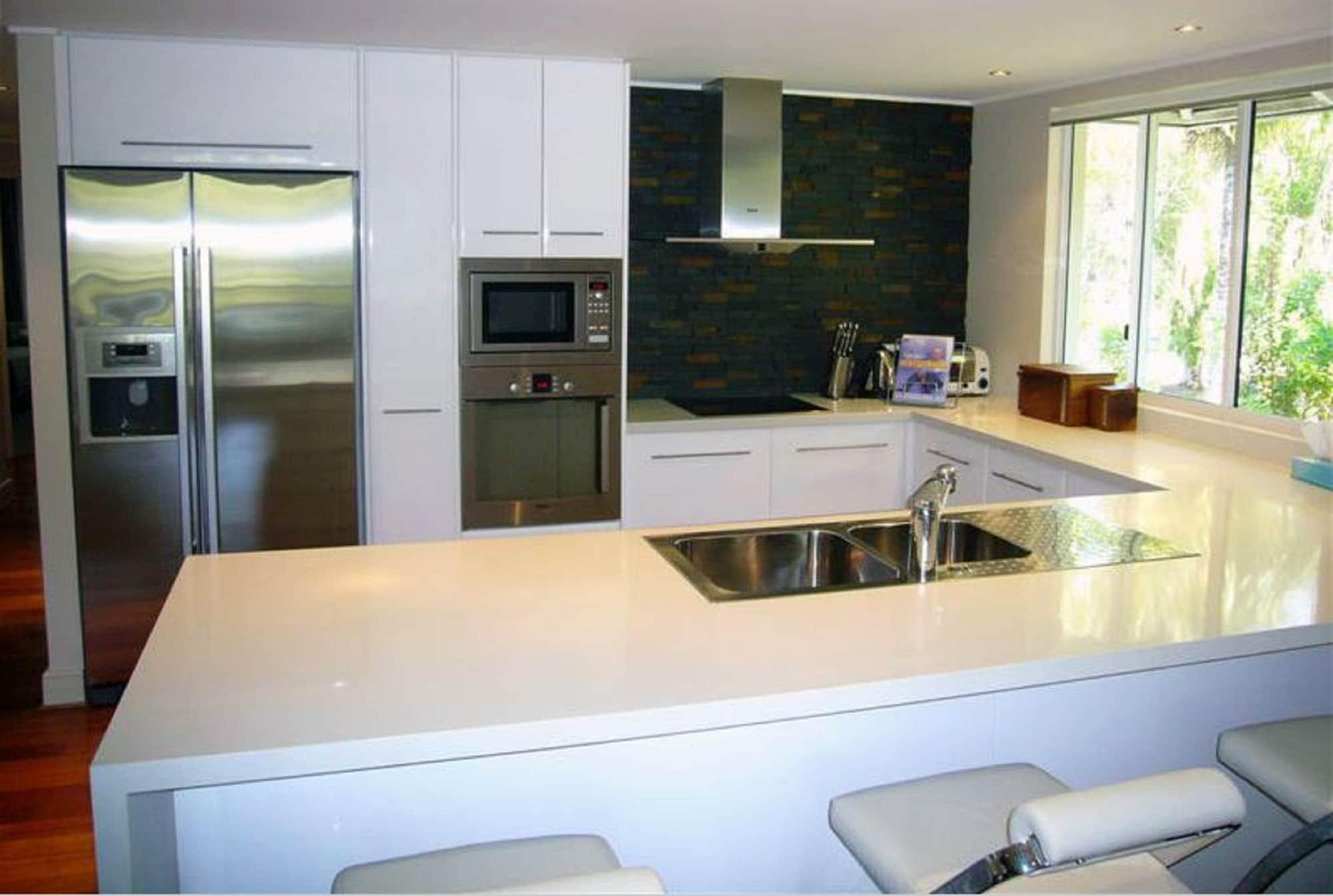 Mandalay Luxury Beachfront Apartments Port Douglas Dış mekan fotoğraf